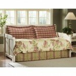 The daybed is ideal for cottage style living